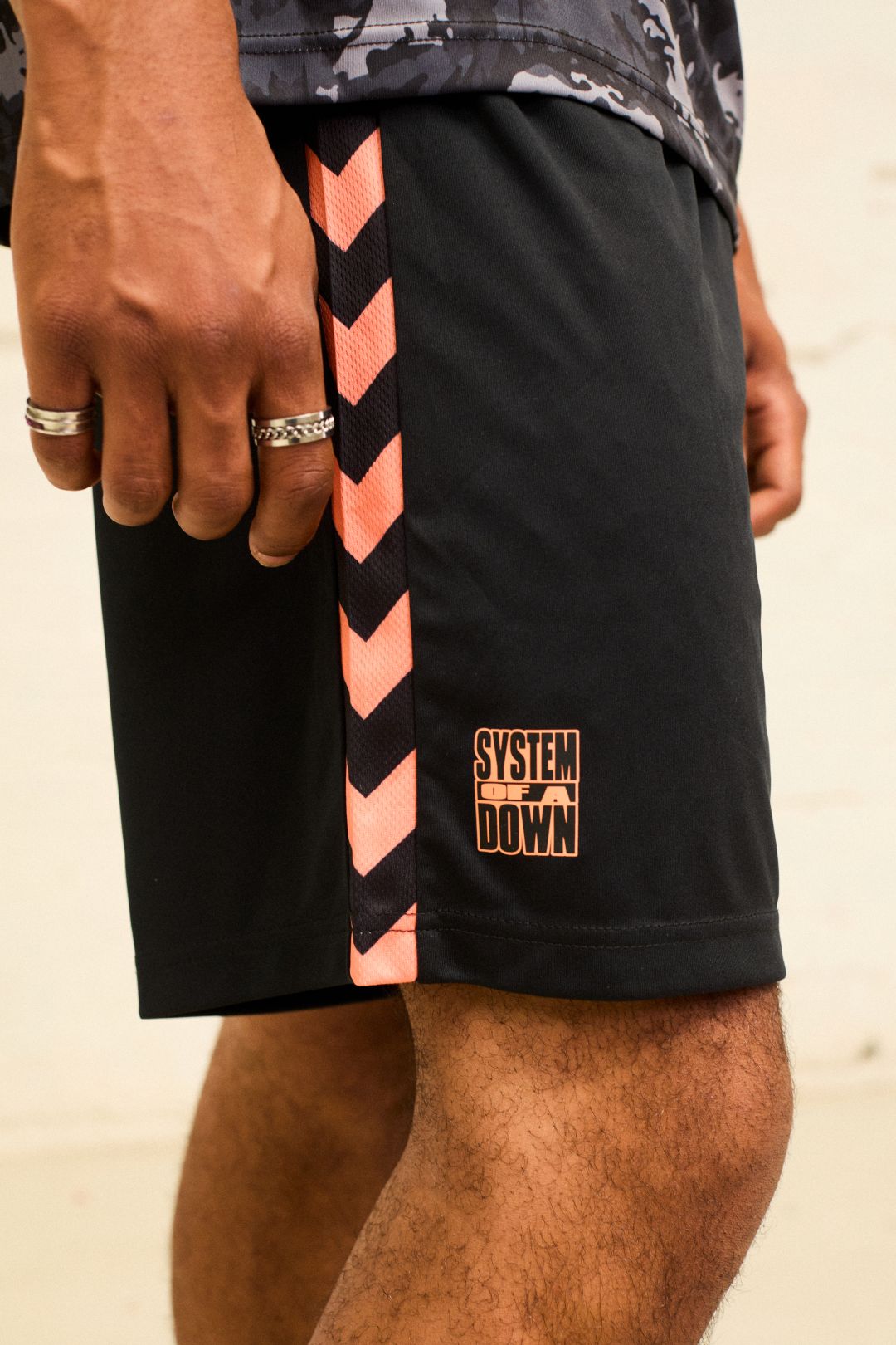 SOAD x Hummel Shorts Black/Orange